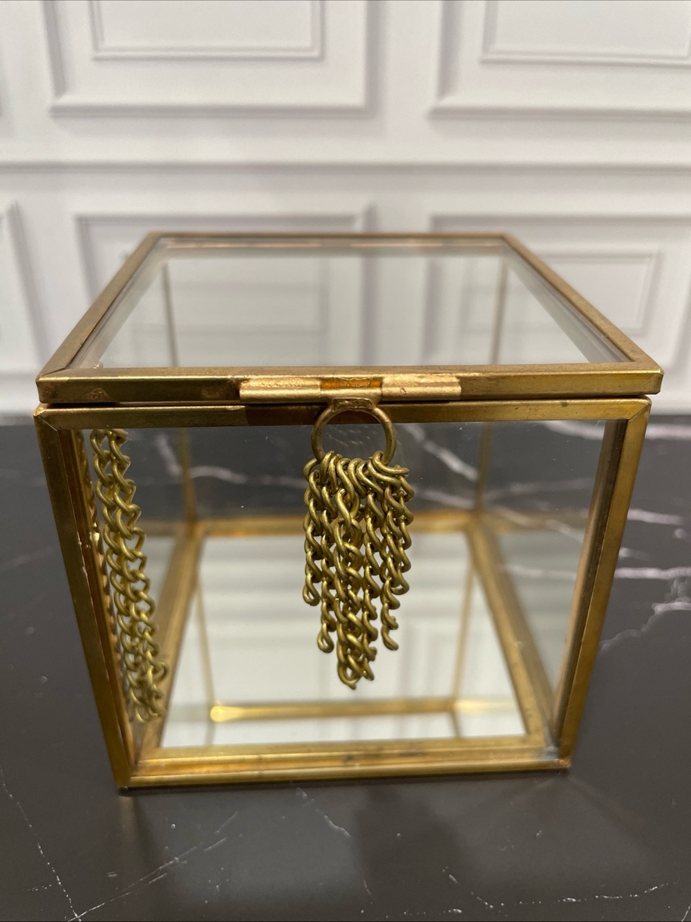 Artisan De Luxe Home Glass Box